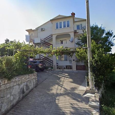 Apartments Chiara Rab Town Exterior photo