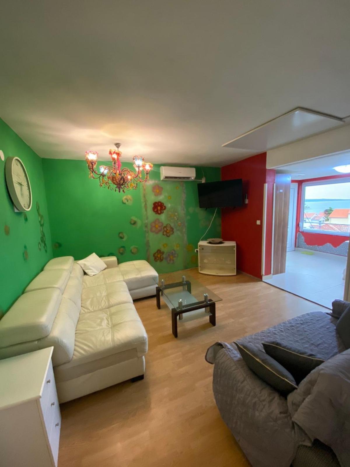 Apartments Chiara Rab Town Exterior photo